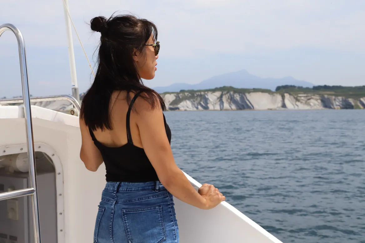 Boat cruise in the basque country