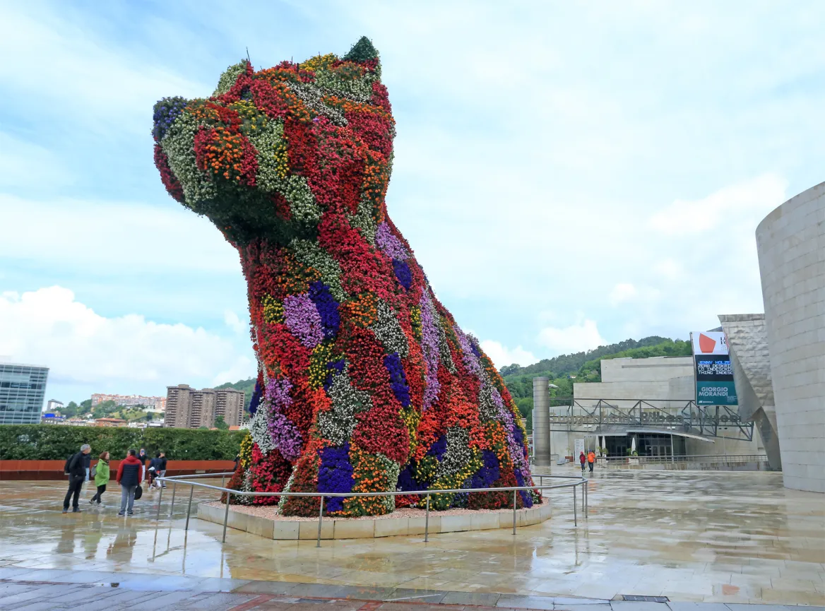 Puppy at the Guggenheim Museum