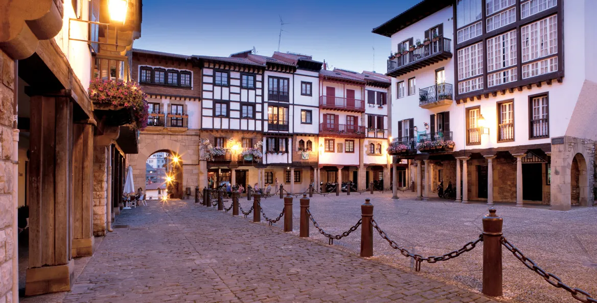 Plaza Hondarribia