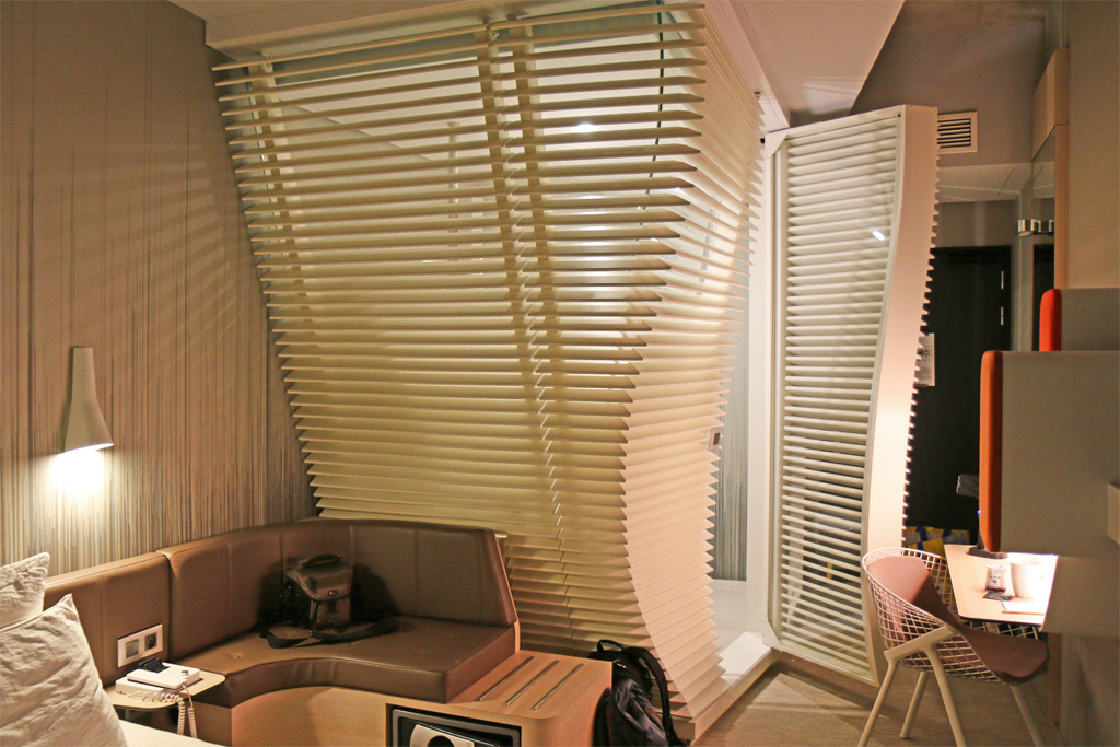 Salle de bain design Hôtel OKKO Bayonne