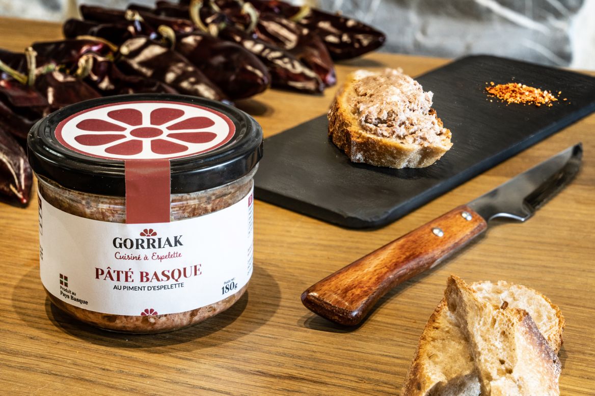 Gorriak , des recettes basques de Chefs, à retrouver en grande surface ...