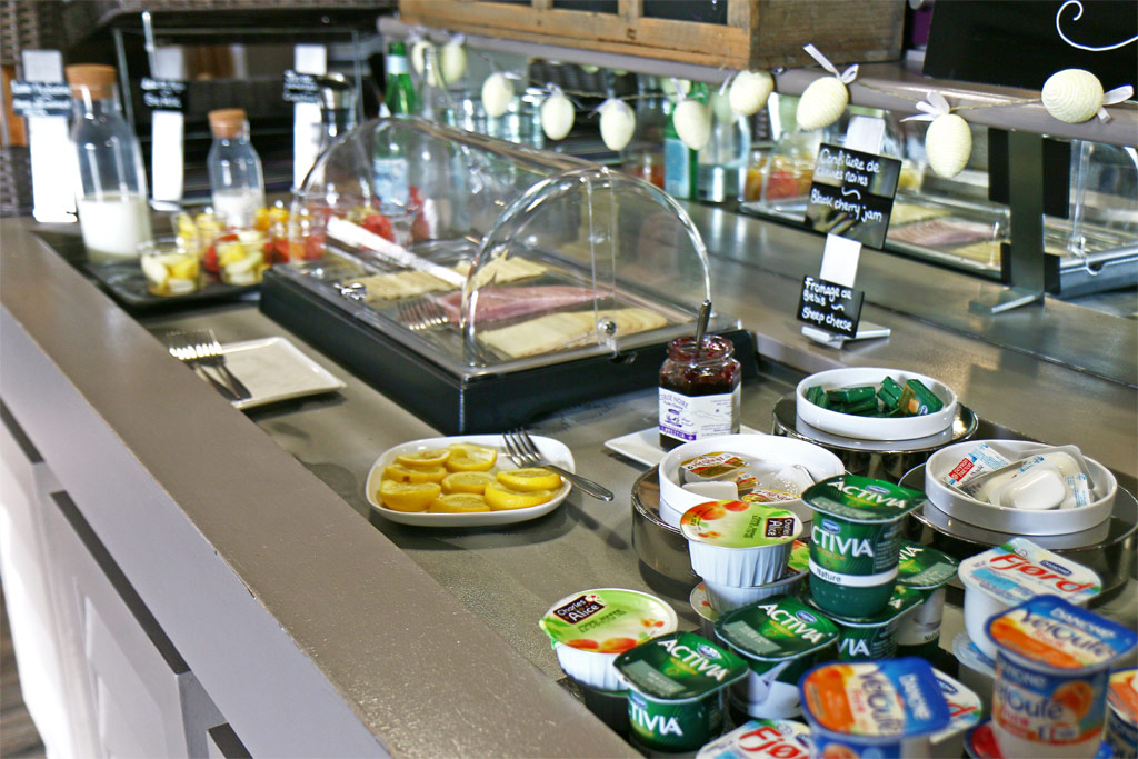 Petit déjeuner hôtel Karitza