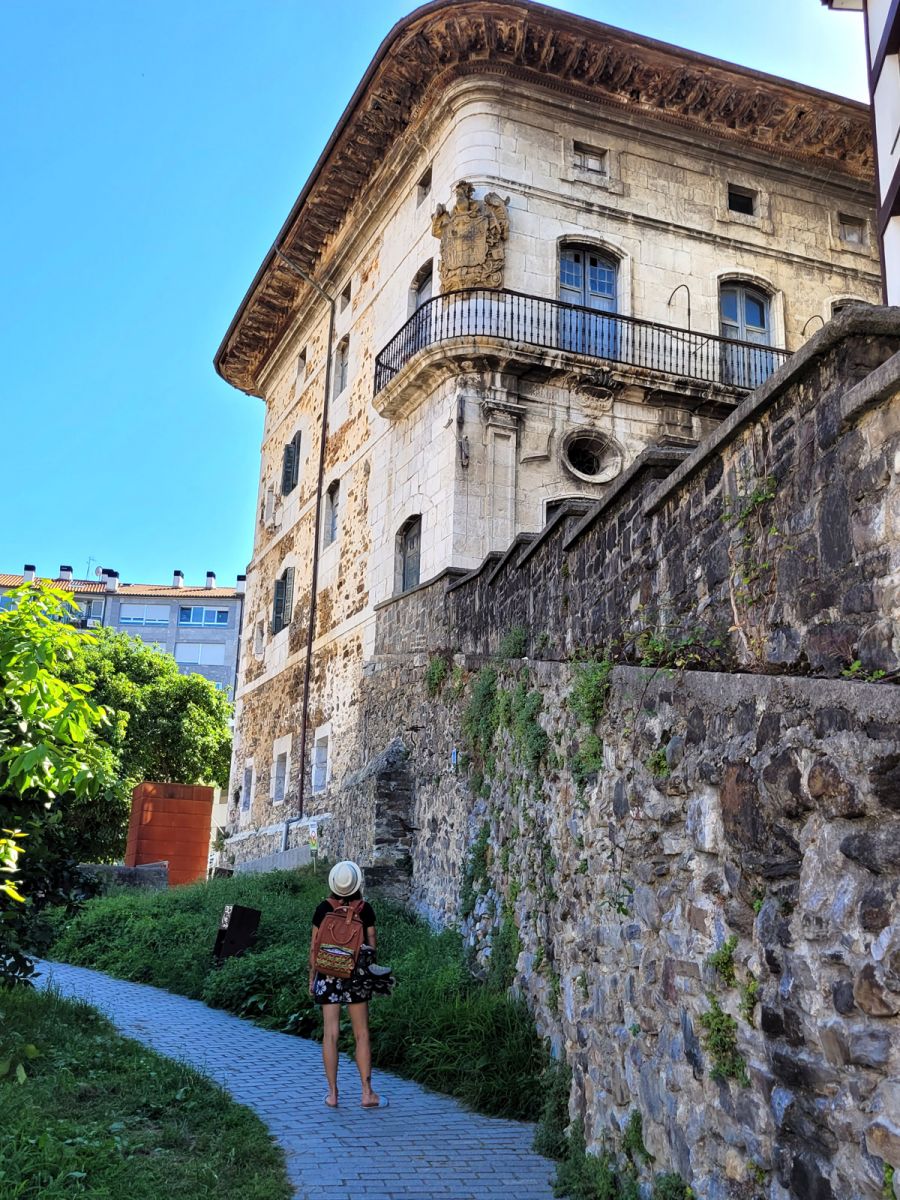 Remarkable palaces of Mutriku