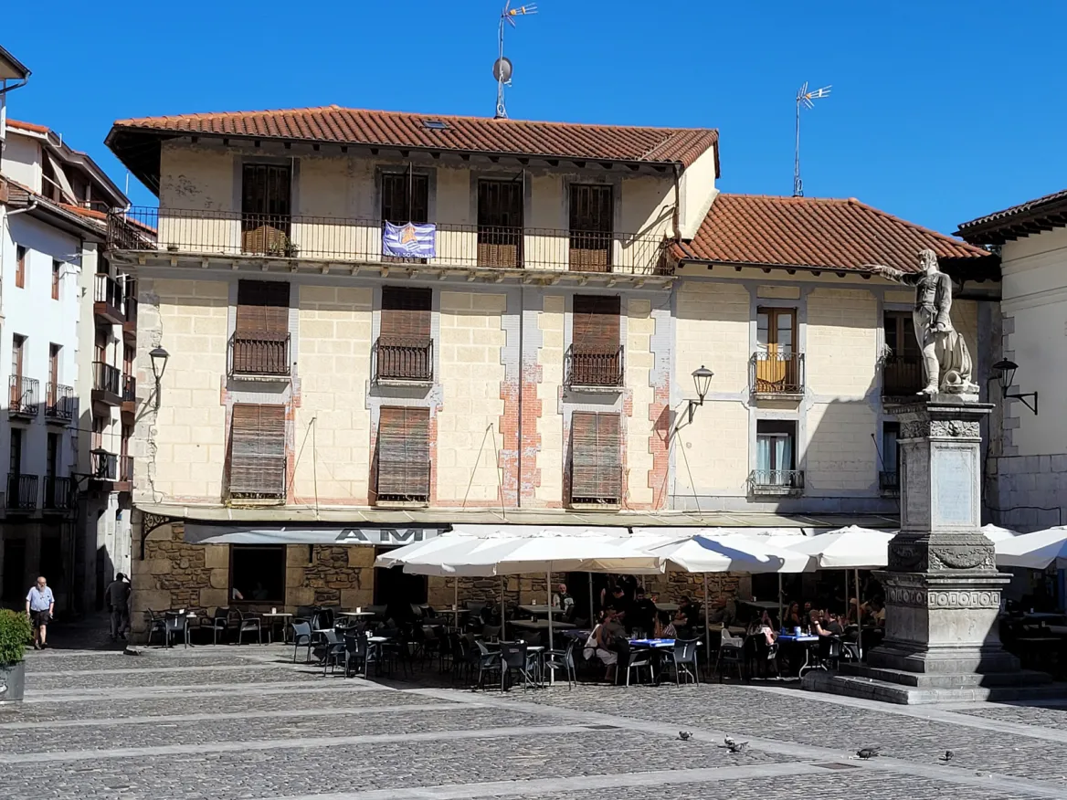 Churruca Square
