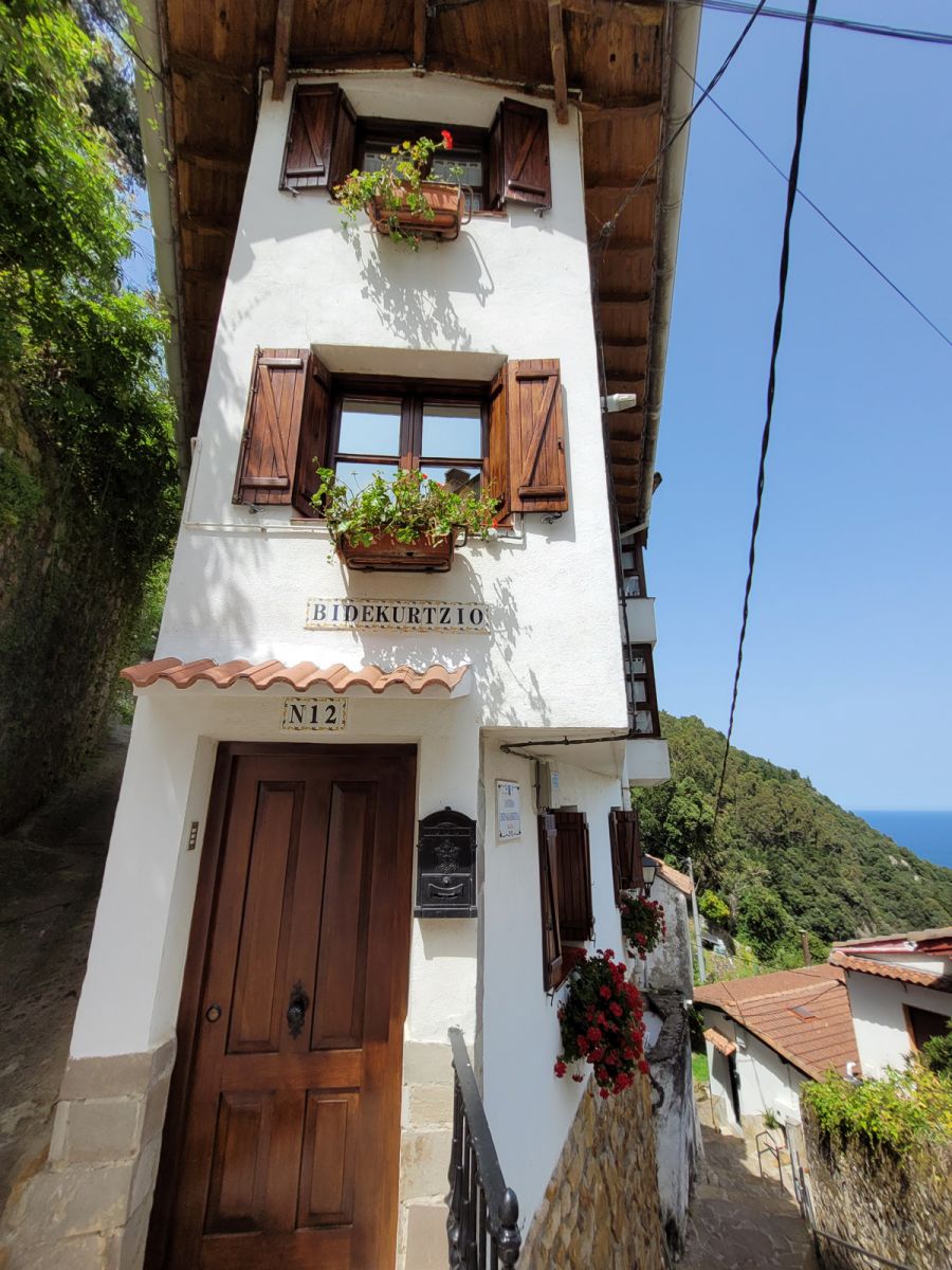 Elantxobe