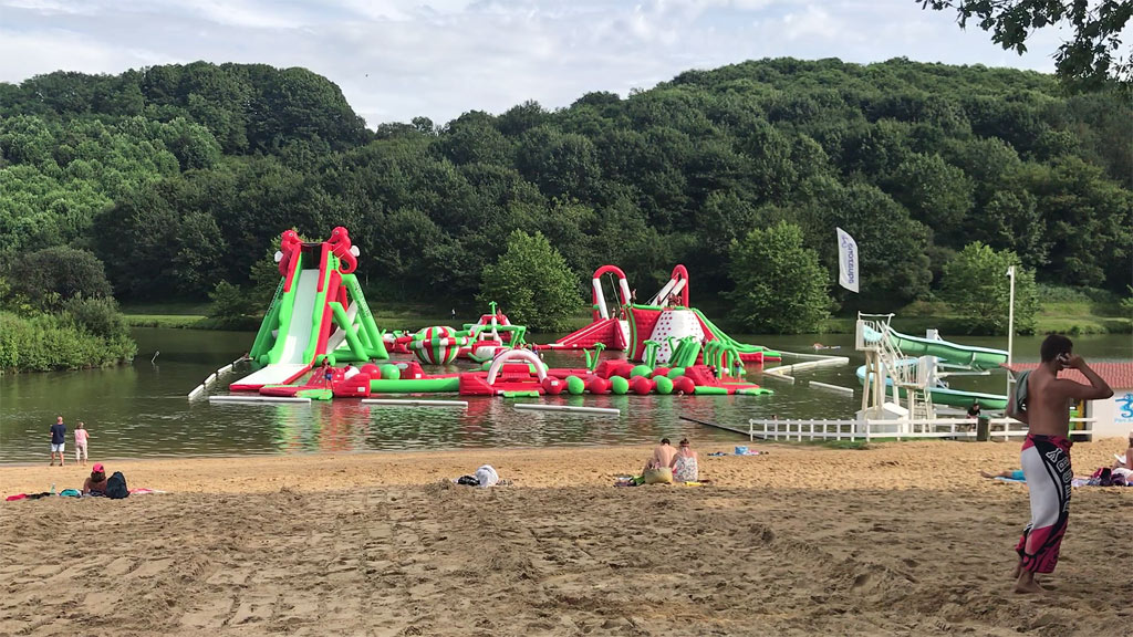toboggans géant au lac de saint-pée-sur-nivelle