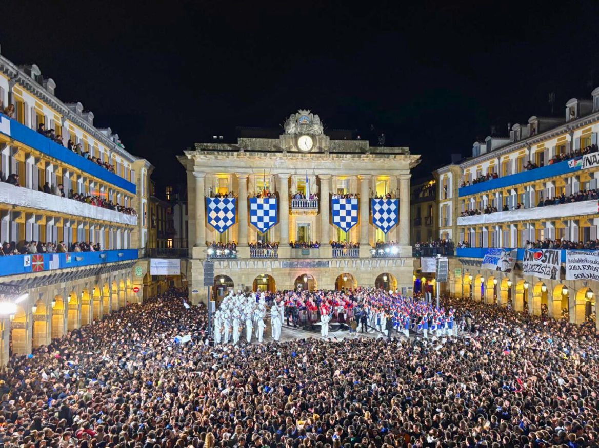 Tamborrada Plaza de la Constitución
