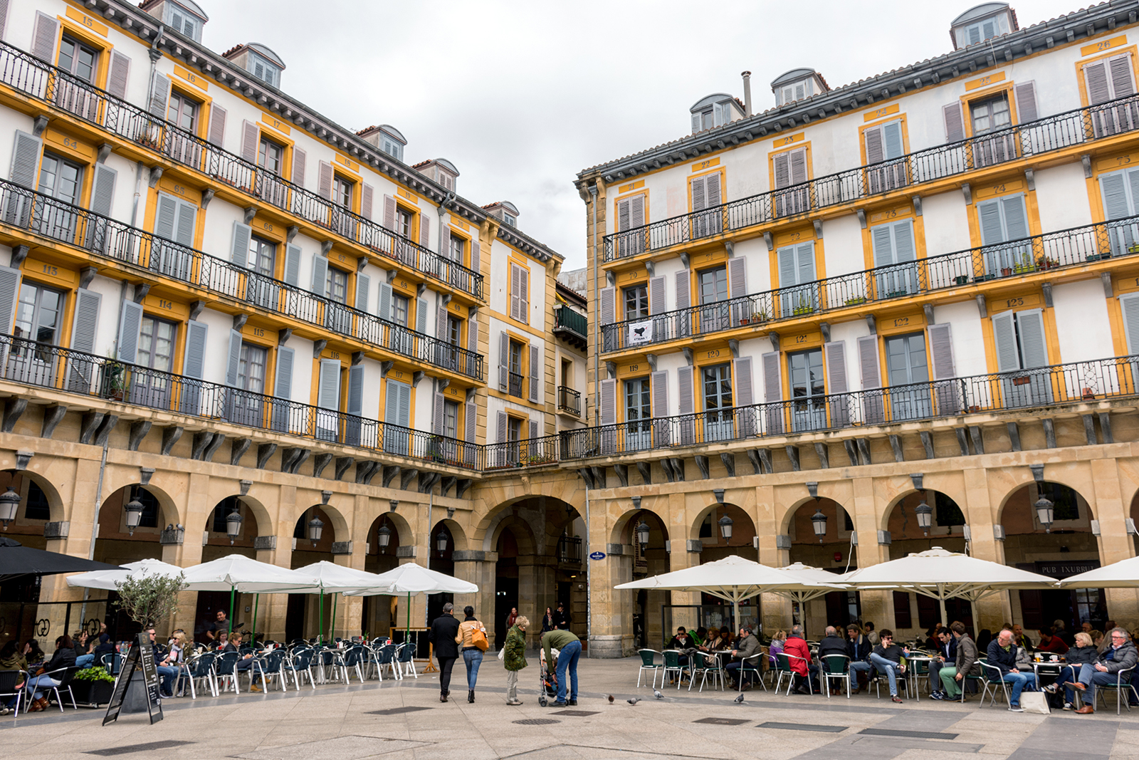Plaza de la Constitución San Sebastián