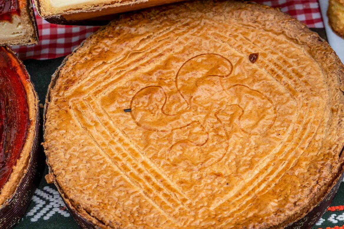 Basque cake