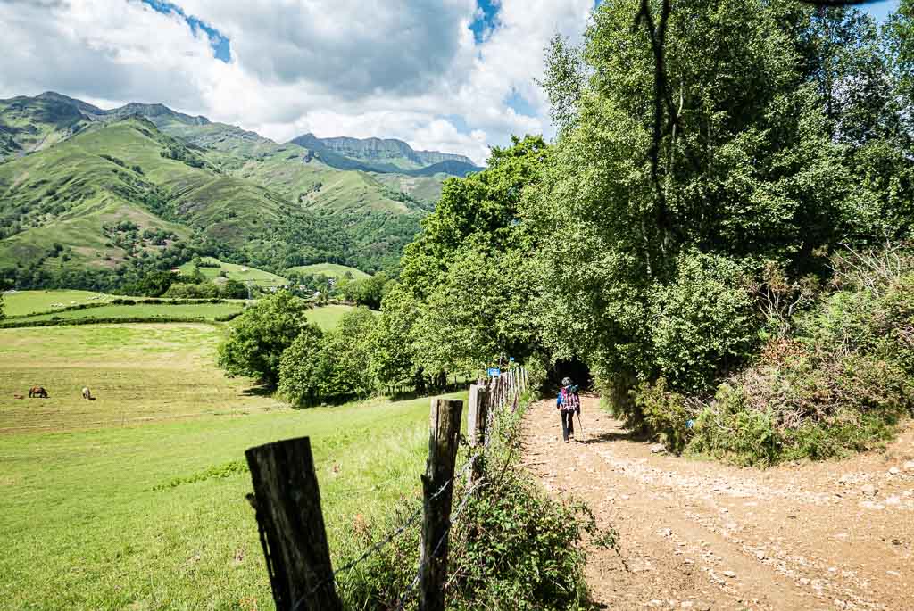 gr 10 pays basque