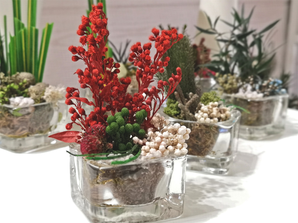 Flowers that stay naturally beautiful