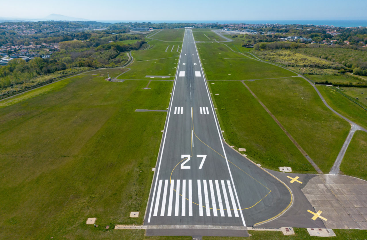 Pista del aeropuerto del País Vasco