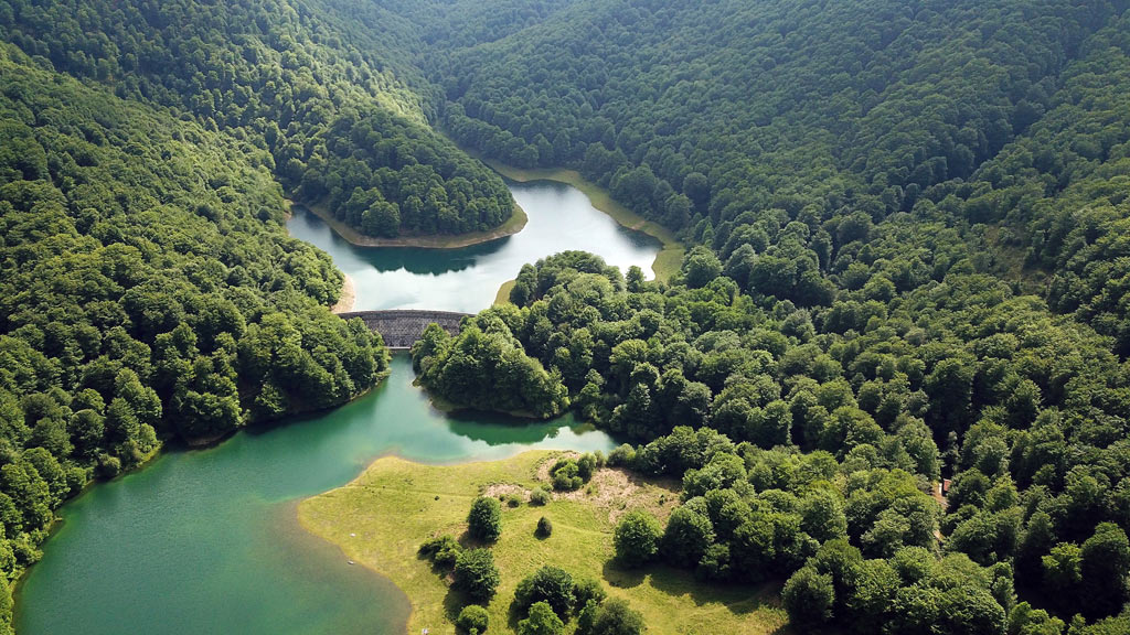 Leurtza Dam Lake