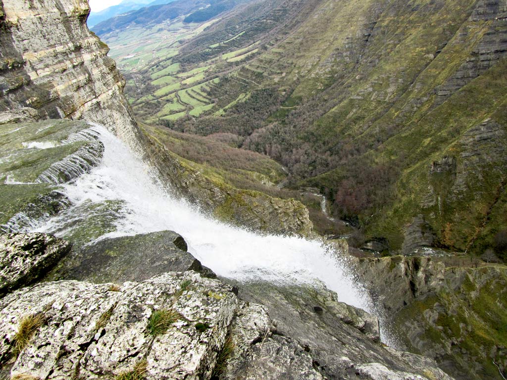 Salto del Nervión, vista desde arriba